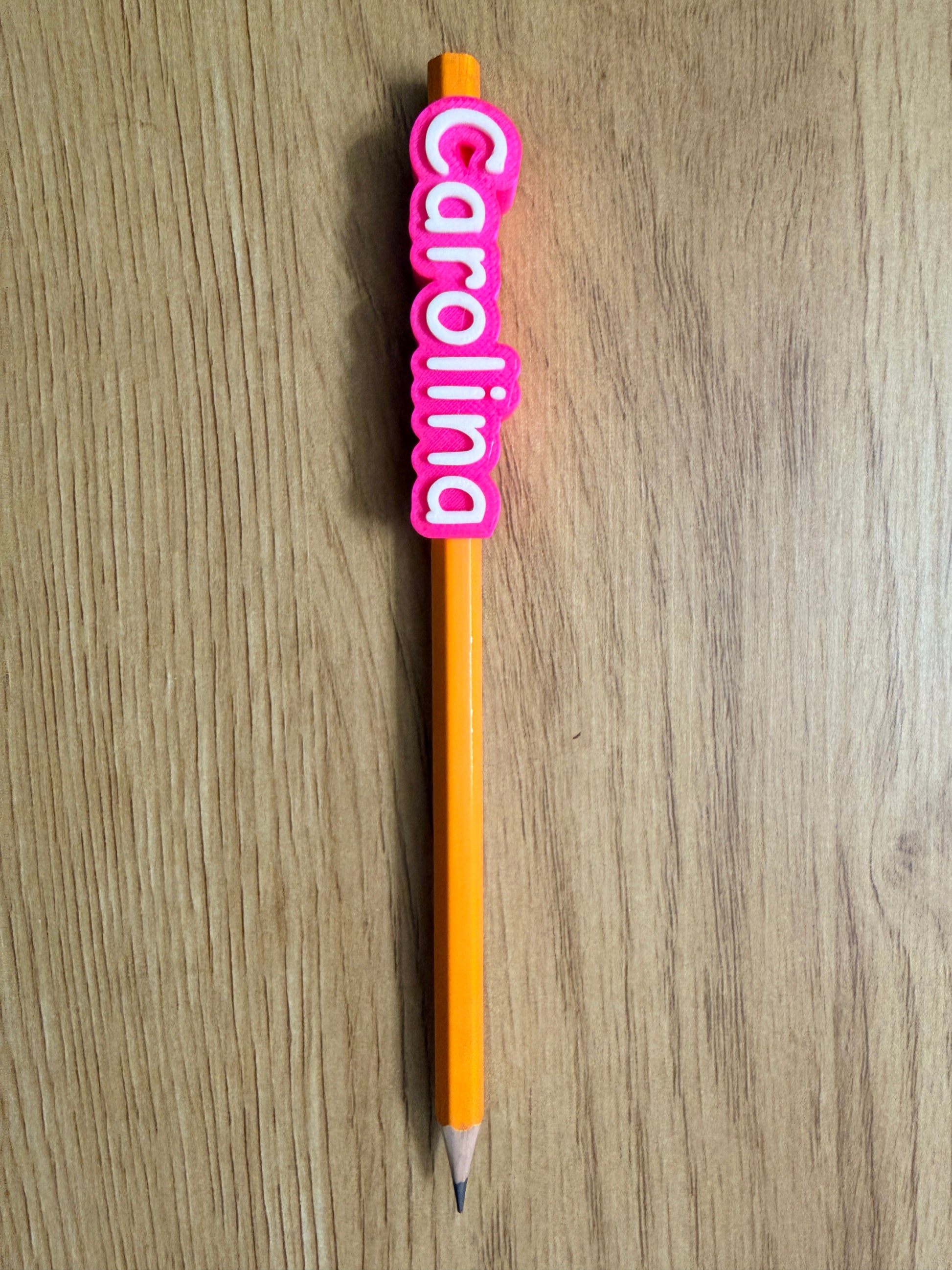 Lápis com adorno personalizado