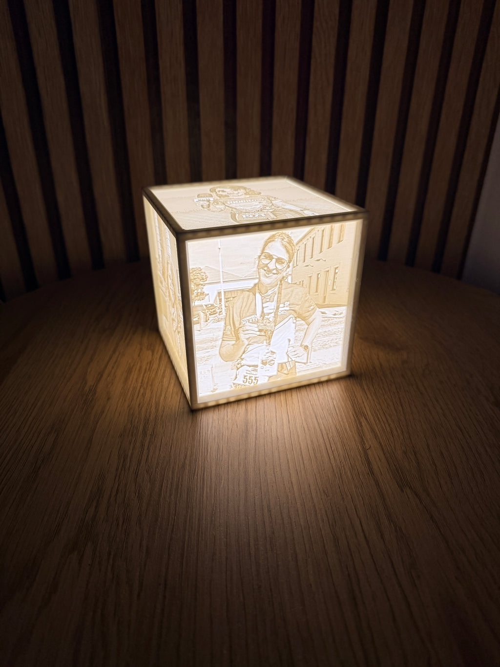 CUBO PERSONALIZADO COM FOTOS EM LITHOPHANE E LUZ LED